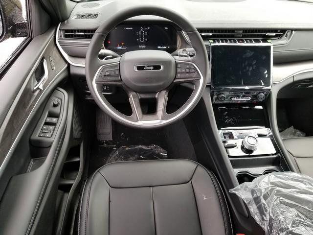 new 2025 Jeep Grand Cherokee L car, priced at $46,148