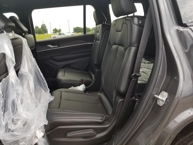 new 2025 Jeep Grand Cherokee L car, priced at $47,147