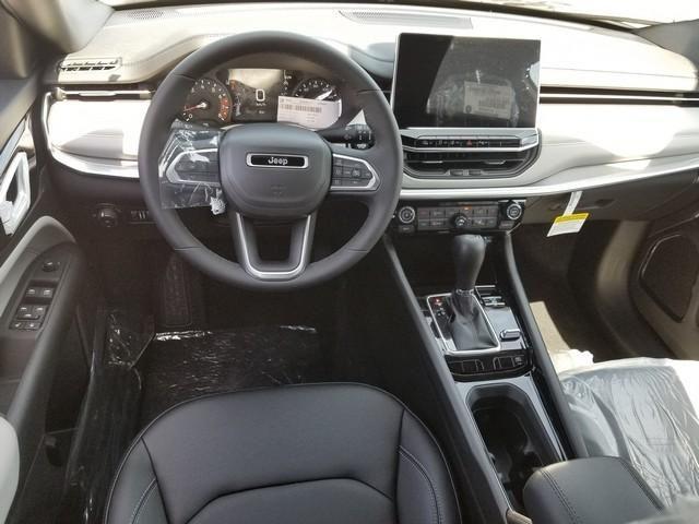 new 2025 Jeep Compass car, priced at $31,993