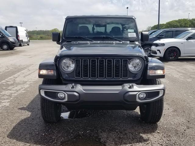 new 2025 Jeep Gladiator car, priced at $43,973