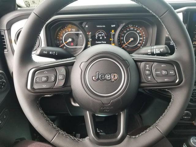 new 2025 Jeep Gladiator car, priced at $39,686