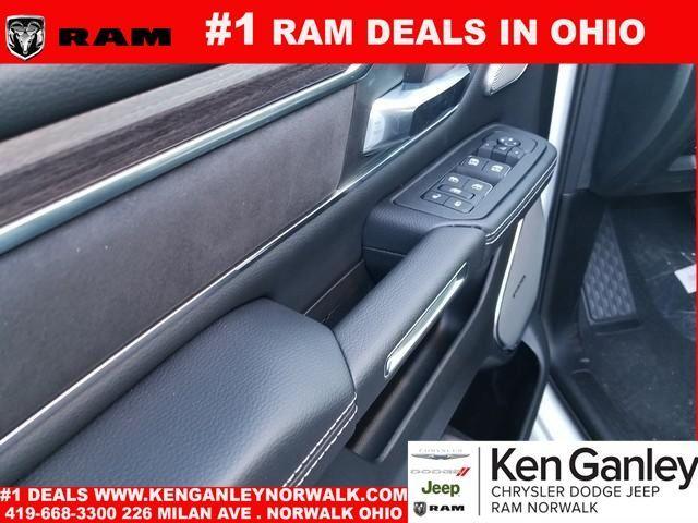 new 2025 Ram 1500 car, priced at $60,200