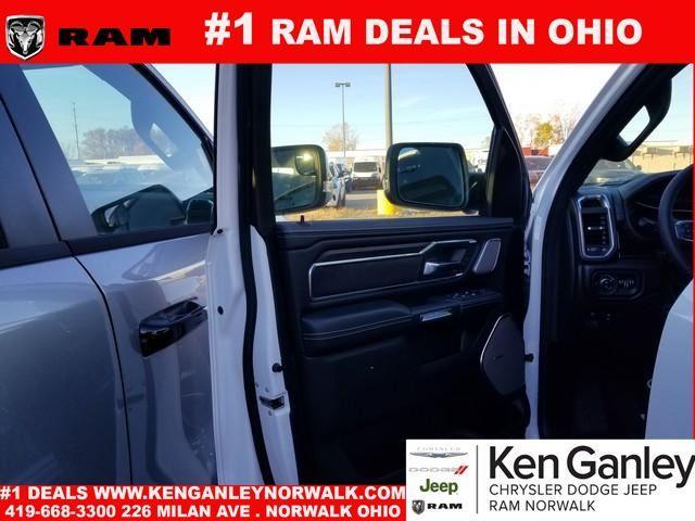 new 2025 Ram 1500 car, priced at $60,200