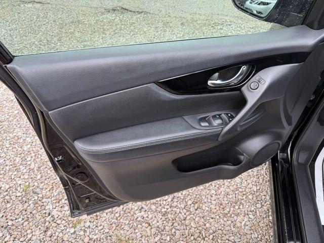 used 2020 Nissan Rogue Sport car, priced at $16,998