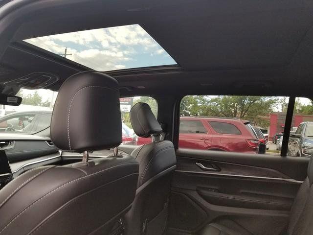 new 2025 Jeep Grand Cherokee L car, priced at $46,052