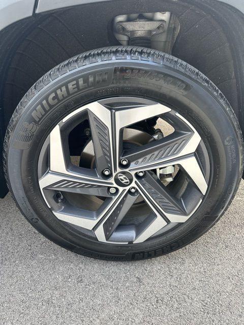 used 2024 Hyundai TUCSON Hybrid car, priced at $27,784