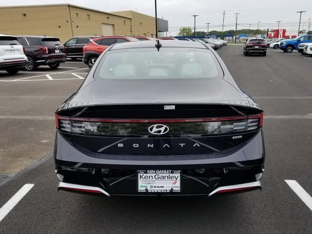 new 2024 Hyundai Sonata Hybrid car, priced at $30,156