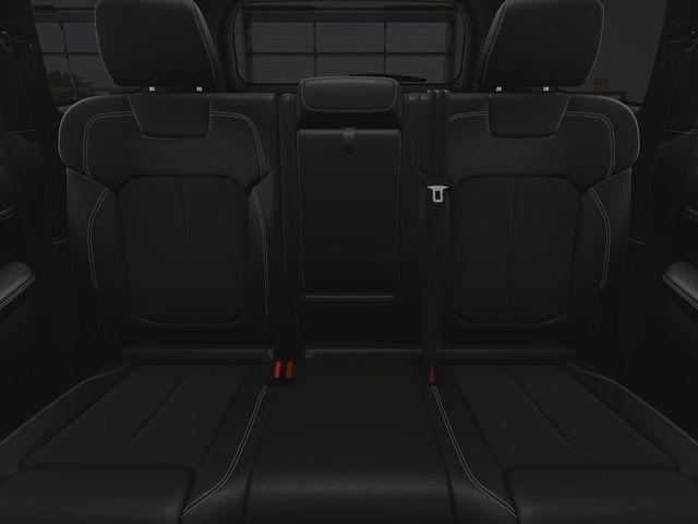 new 2025 Jeep Grand Cherokee car, priced at $40,900