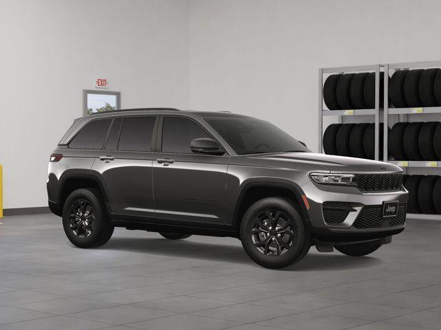 new 2025 Jeep Grand Cherokee car, priced at $40,900