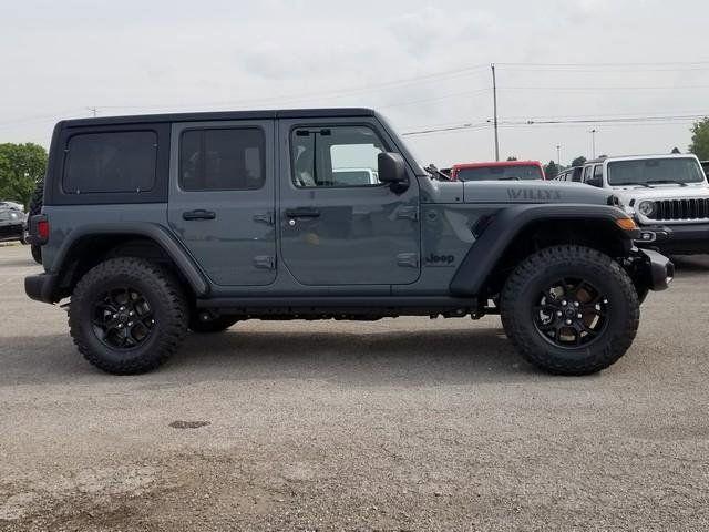 new 2025 Jeep Wrangler car, priced at $48,075