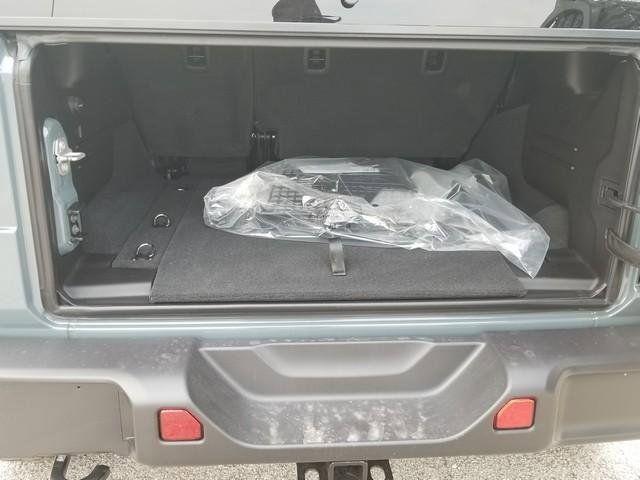 new 2025 Jeep Wrangler car, priced at $48,075