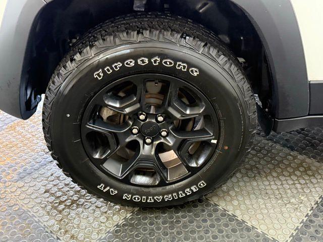 used 2022 Jeep Cherokee car, priced at $27,689