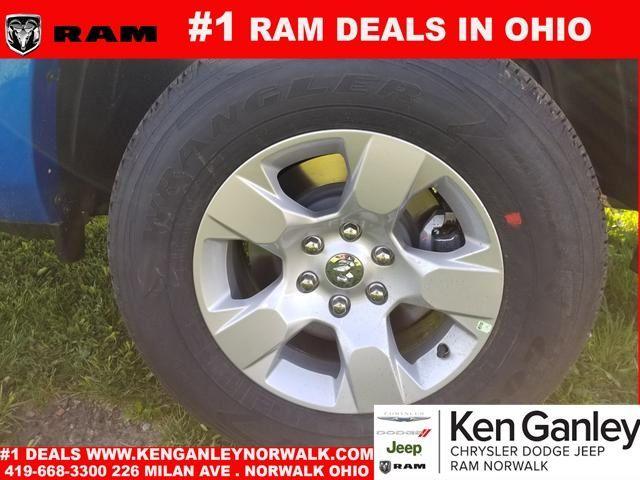 new 2025 Ram 1500 car, priced at $43,751