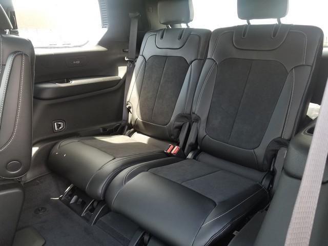 new 2025 Jeep Grand Cherokee L car, priced at $43,072