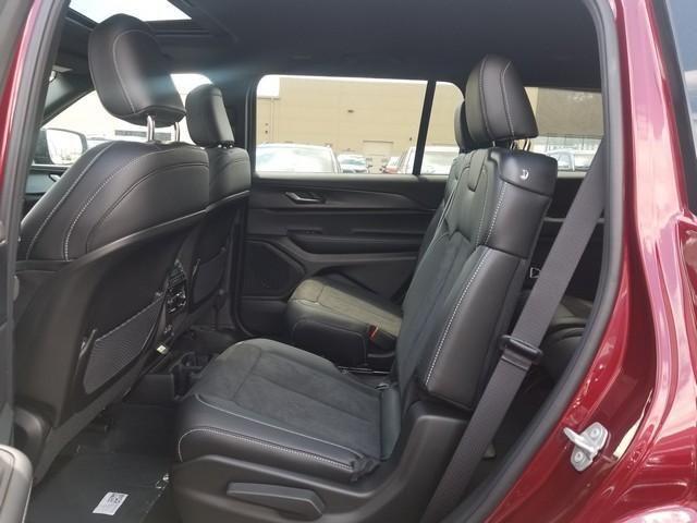 new 2025 Jeep Grand Cherokee L car, priced at $43,072