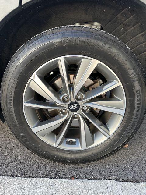 used 2020 Hyundai Santa Fe car, priced at $13,179