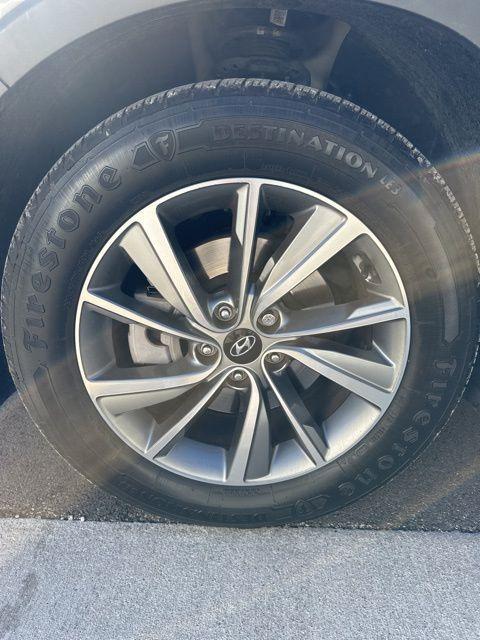 used 2020 Hyundai Santa Fe car, priced at $13,179