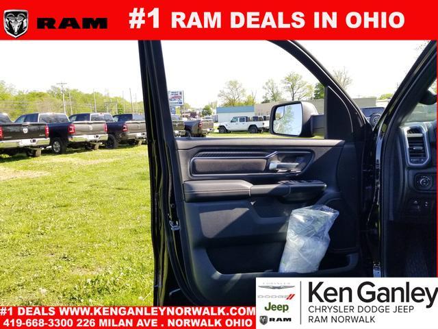 new 2025 Ram 1500 car, priced at $45,151