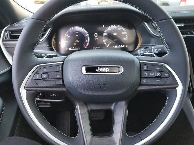 new 2025 Jeep Grand Cherokee car, priced at $46,293
