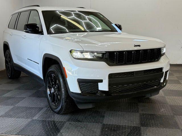 used 2024 Jeep Grand Cherokee L car, priced at $35,484