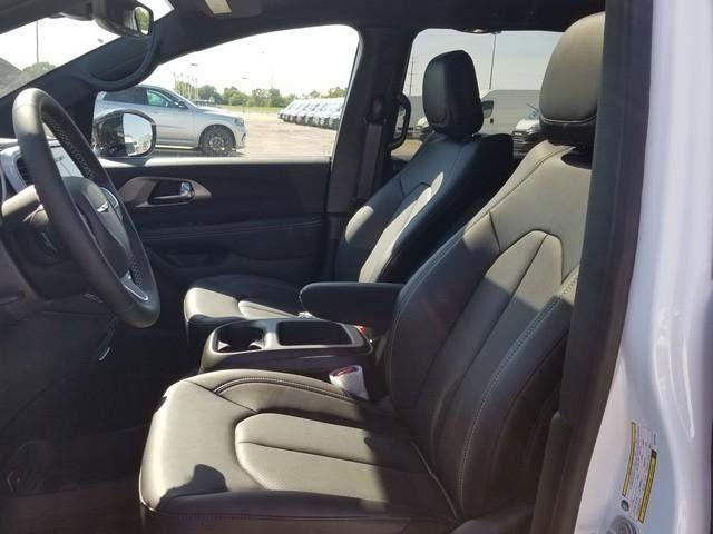 new 2026 Chrysler Pacifica car, priced at $40,911