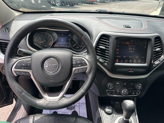 used 2014 Jeep Cherokee car, priced at $11,225