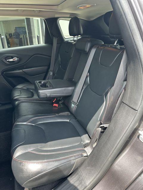 used 2014 Jeep Cherokee car, priced at $11,225