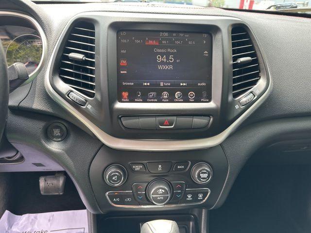 used 2014 Jeep Cherokee car, priced at $11,225