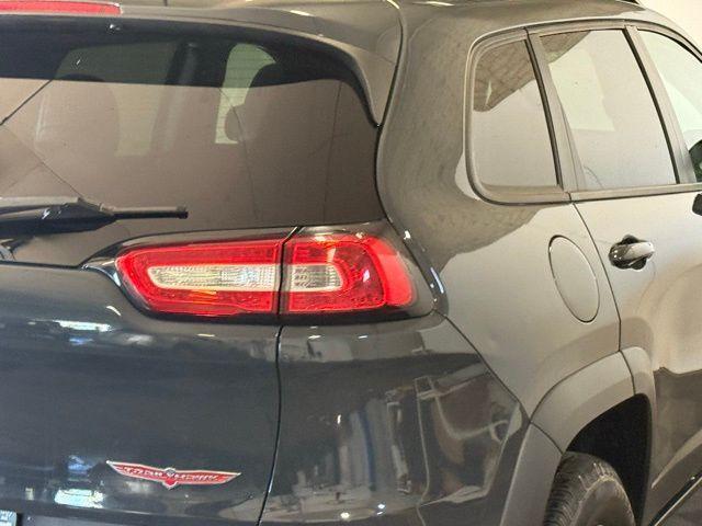 used 2017 Jeep Cherokee car, priced at $16,275