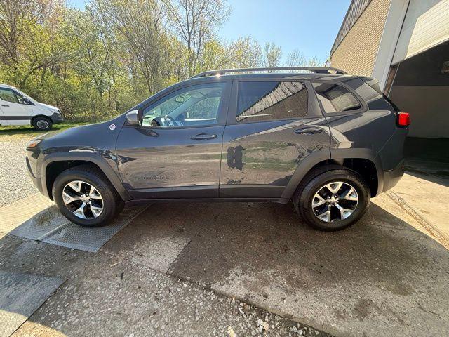 used 2017 Jeep Cherokee car, priced at $16,275