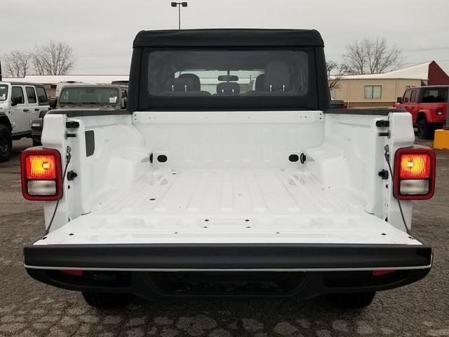 new 2025 Jeep Gladiator car, priced at $34,902