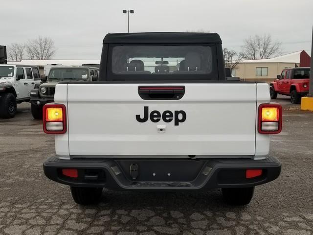 new 2025 Jeep Gladiator car, priced at $34,902