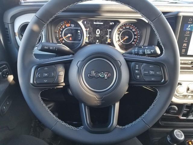 new 2025 Jeep Wrangler car, priced at $44,619