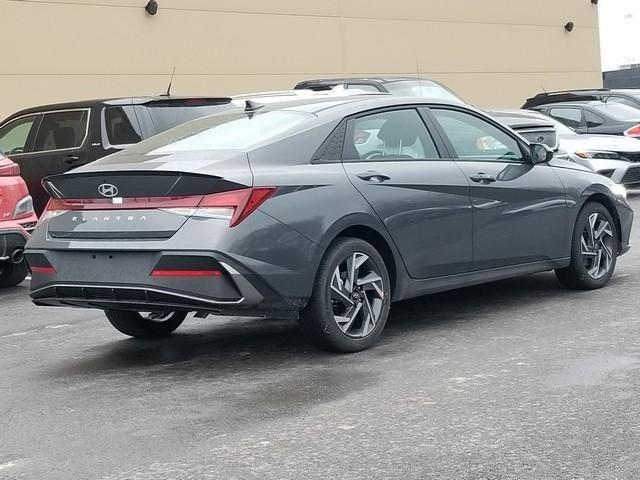 new 2025 Hyundai Elantra car, priced at $23,197