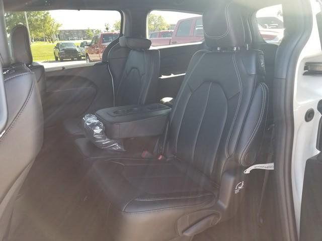 new 2026 Chrysler Pacifica car, priced at $39,535