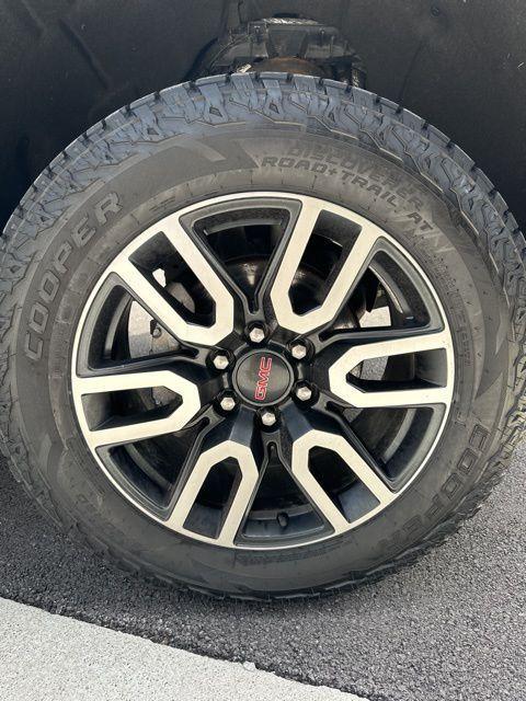 used 2021 GMC Sierra 1500 car, priced at $33,289