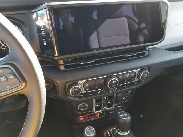 new 2025 Jeep Wrangler car, priced at $45,949