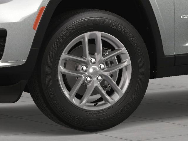 new 2025 Jeep Grand Cherokee L car, priced at $42,679