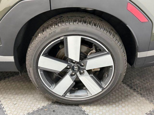 used 2024 Hyundai Santa Fe car, priced at $35,979