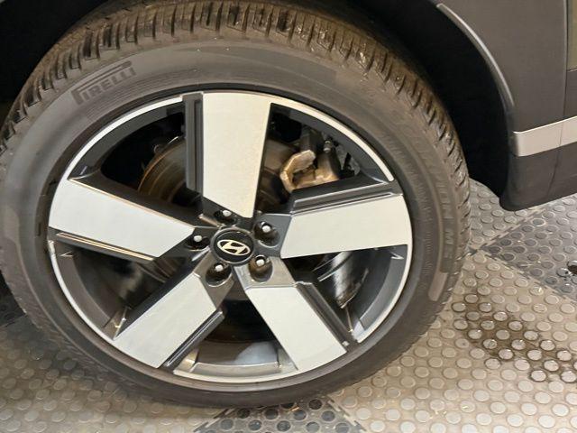 used 2024 Hyundai Santa Fe car, priced at $35,979