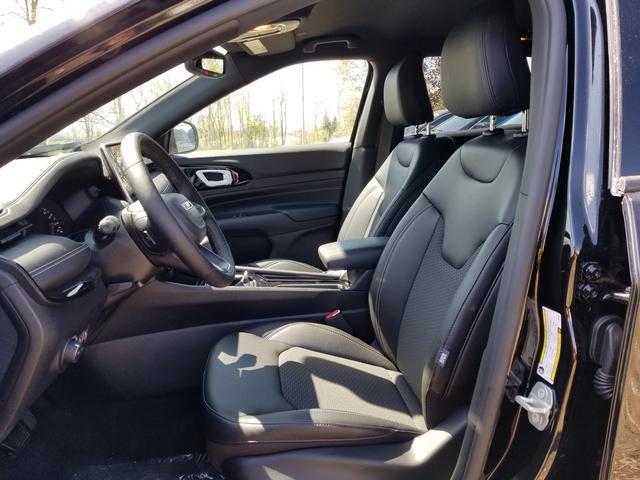 new 2024 Jeep Compass car, priced at $30,272