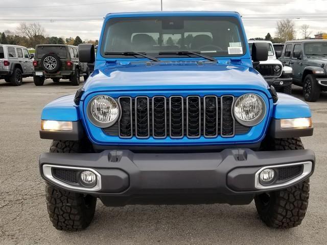 new 2025 Jeep Gladiator car, priced at $43,503