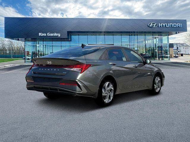 new 2025 Hyundai ELANTRA HEV car, priced at $25,118