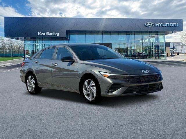 new 2025 Hyundai ELANTRA HEV car, priced at $25,118