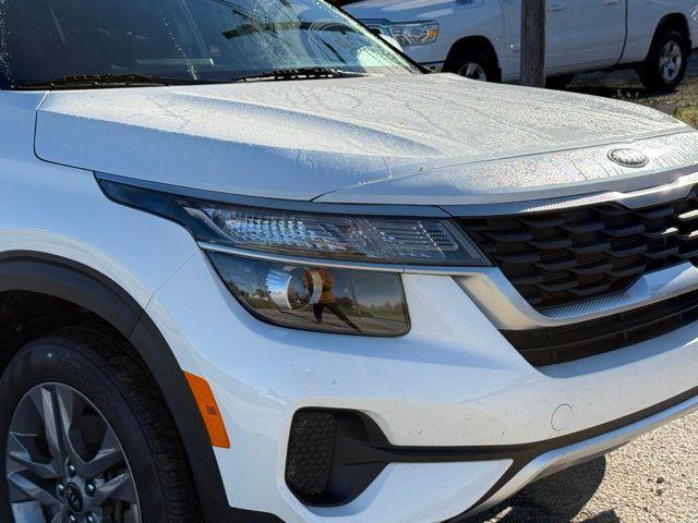 used 2021 Kia Seltos car, priced at $17,284