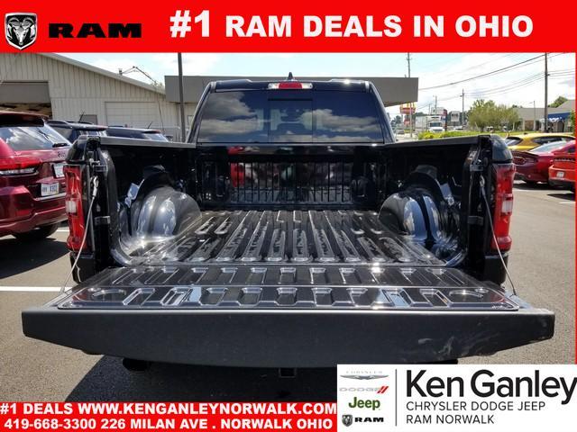 new 2025 Ram 1500 car, priced at $46,423