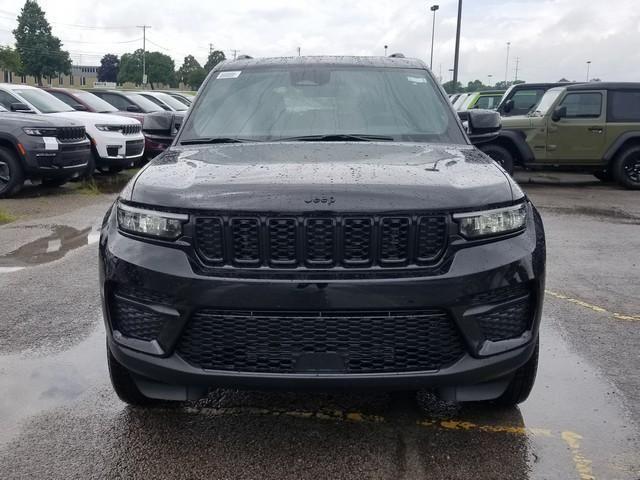 new 2025 Jeep Grand Cherokee car, priced at $41,210