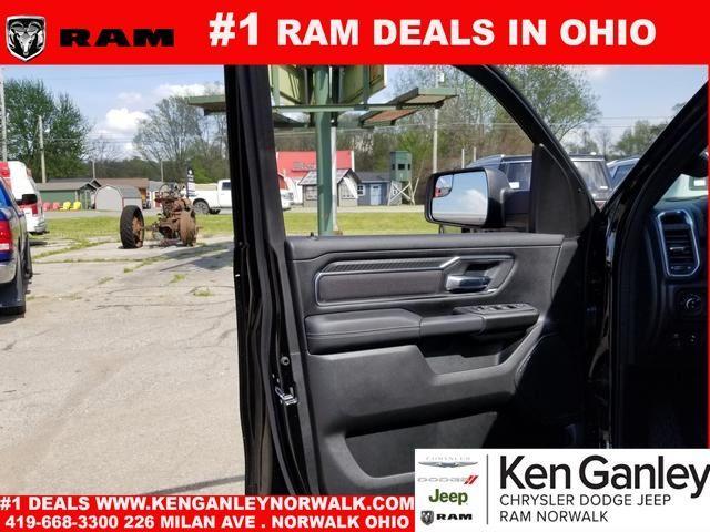 new 2025 Ram 1500 car, priced at $41,014