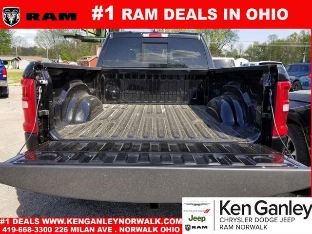 new 2025 Ram 1500 car, priced at $42,014