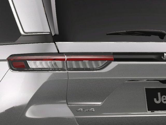 new 2025 Jeep Grand Cherokee car, priced at $43,631
